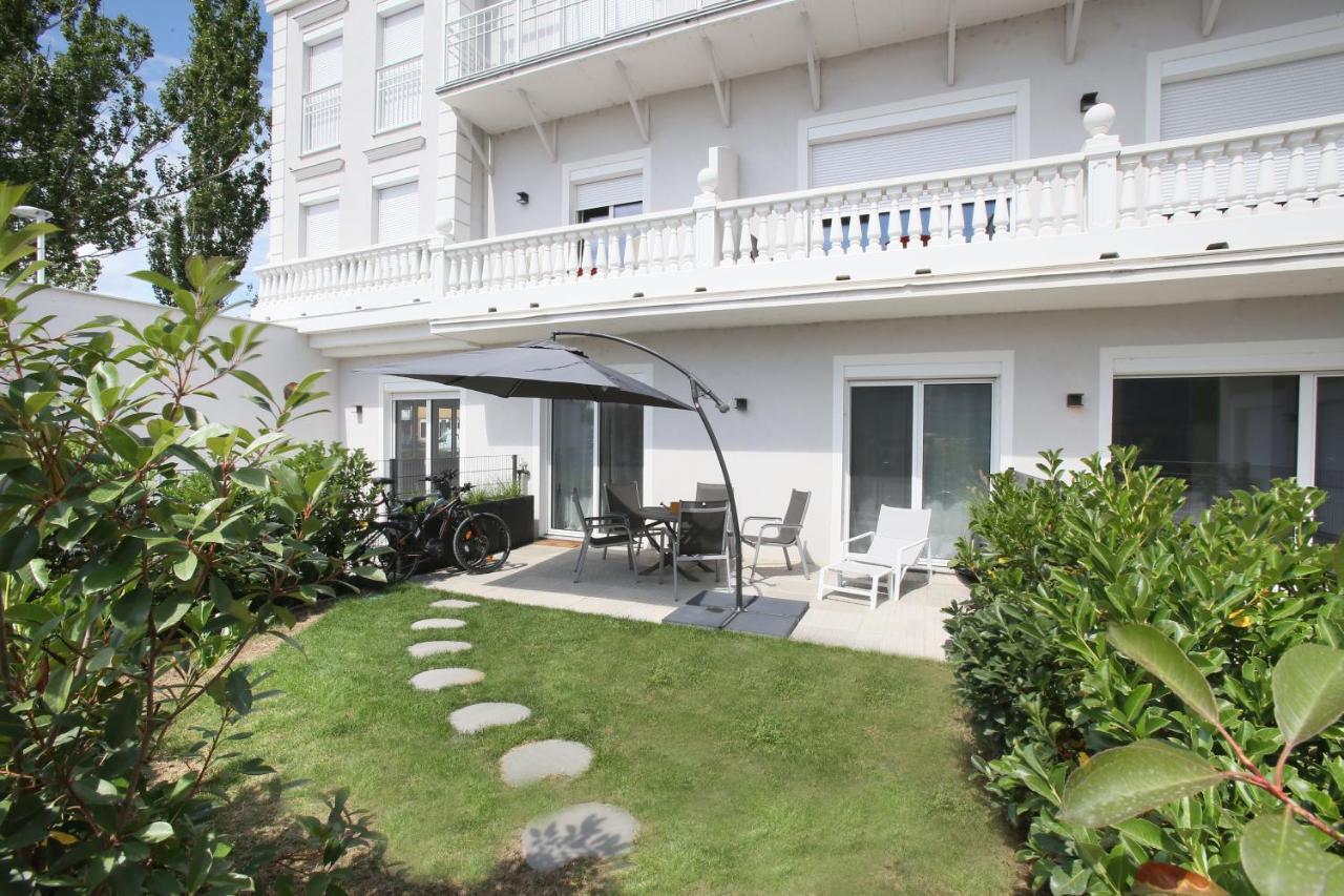 25H Spa-Residenz Pools In & Out, Private Garden & Beach Neusiedl am See Exterior foto