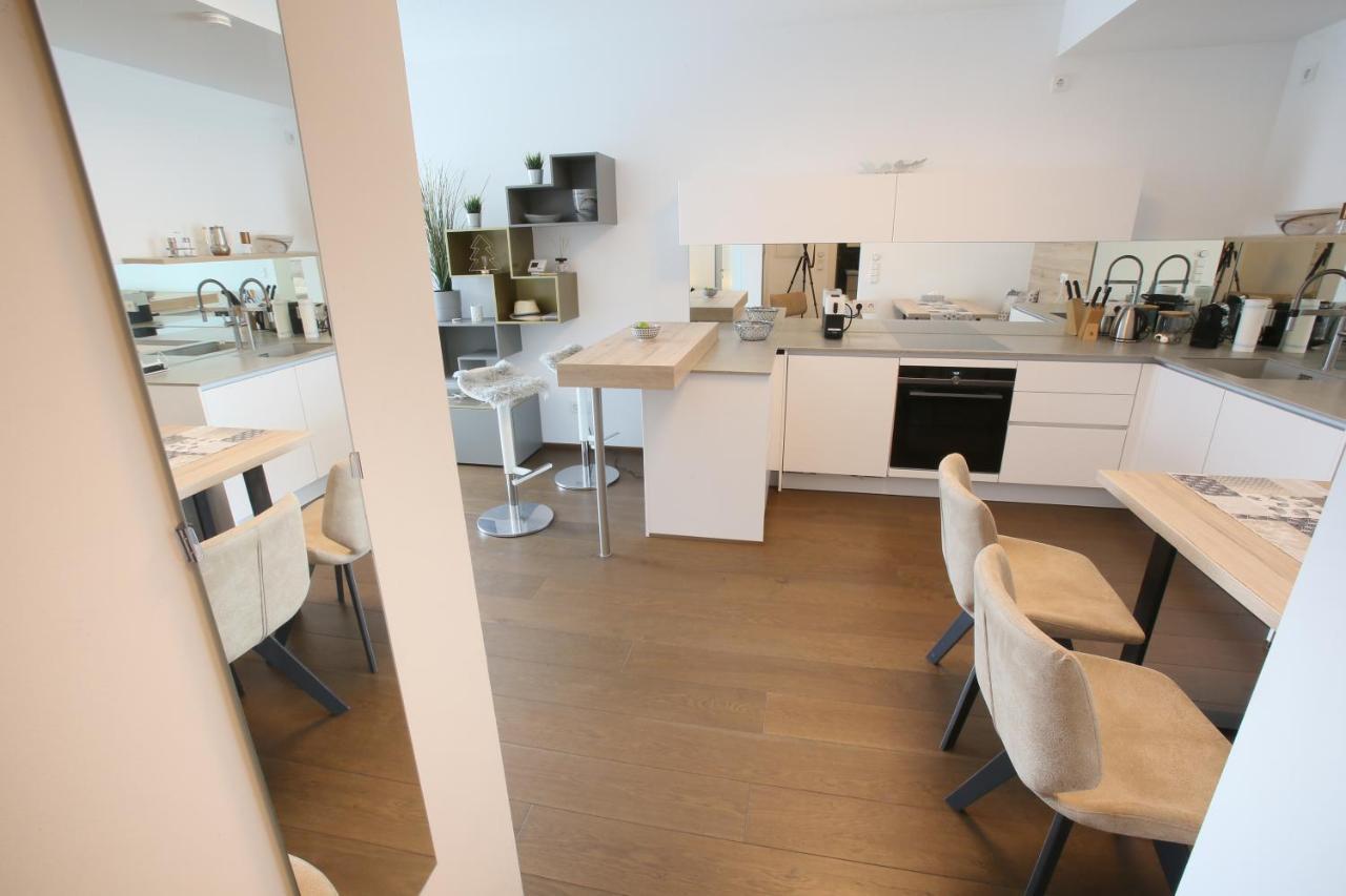 25H Spa-Residenz Pools In & Out, Private Garden & Beach Neusiedl am See Exterior foto