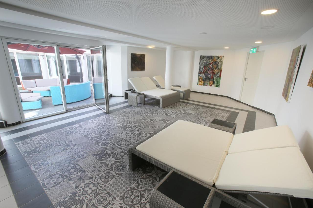 25H Spa-Residenz Pools In & Out, Private Garden & Beach Neusiedl am See Exterior foto